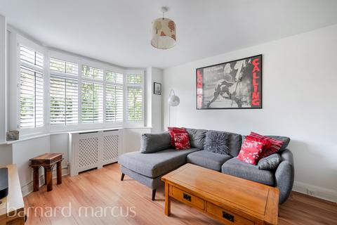 3 bedroom semi-detached house for sale, Horsham Road, Dorking
