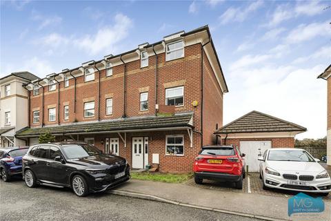 4 bedroom end of terrace house for sale, Gilson Place, Coppetts Road, London, N10