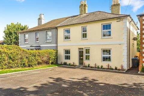 4 bedroom semi-detached house for sale, Junction Road, Burgess Hill