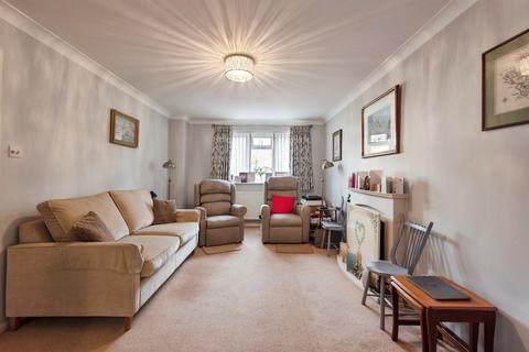3 bedroom detached house for sale, King James Way, Royston