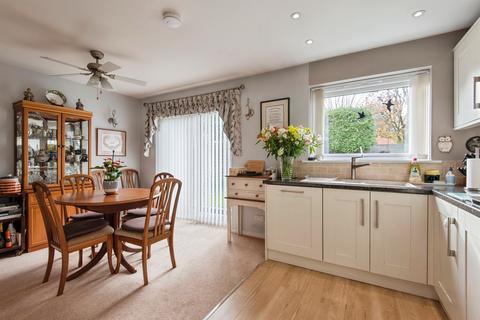 3 bedroom detached house for sale, King James Way, Royston