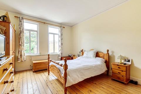 3 bedroom apartment for sale, College Road, Bromley