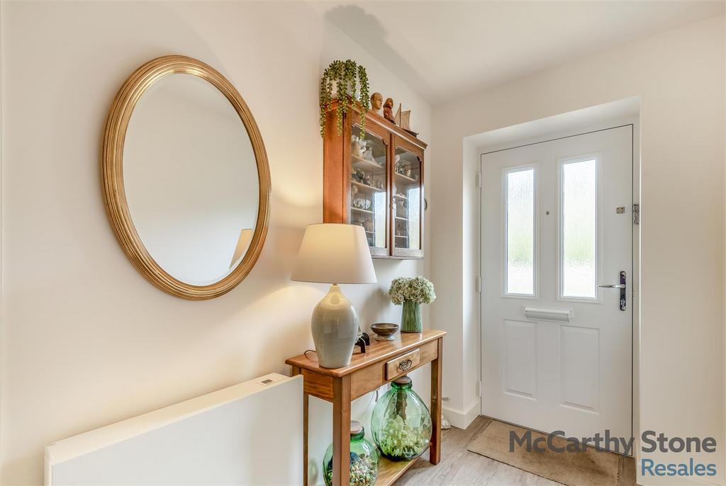 8679988-interior21.jpg