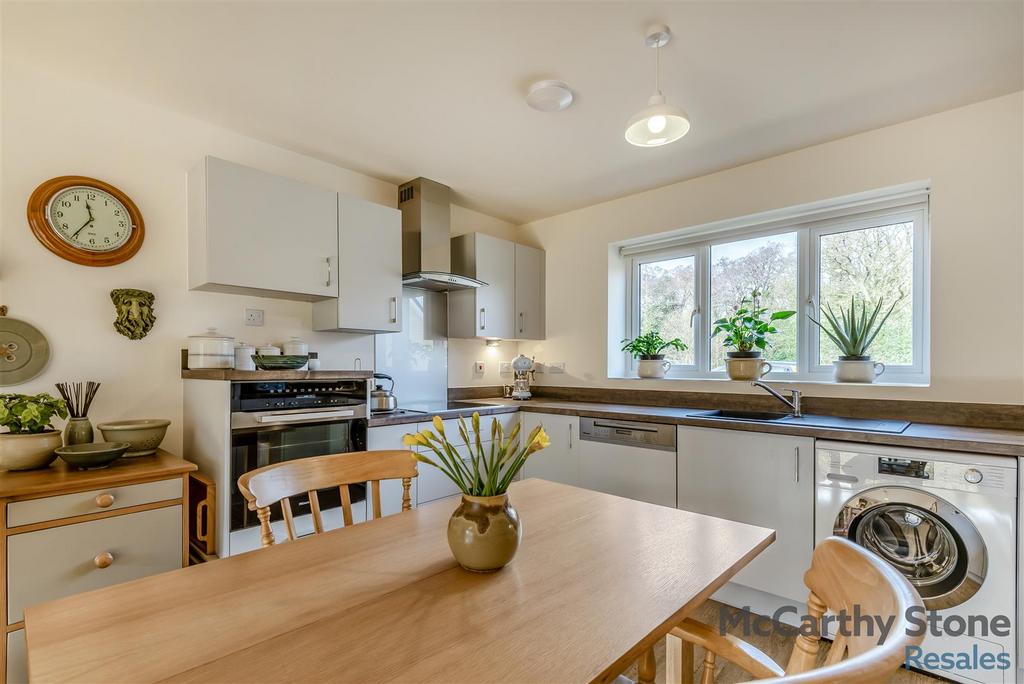 8679988-interior05.jpg
