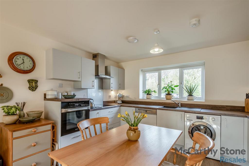 8679988-interior09.jpg