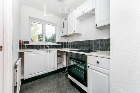 2 bedroom terraced house to rent, Derwent Road, Highwoods, CO4