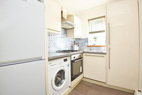 undefined, West End Avenue, Harrogate, HG2