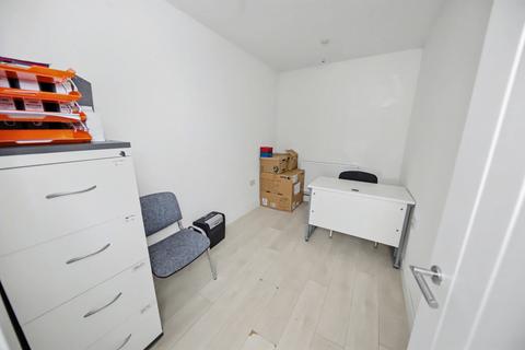 undefined, Tonypandy CF40