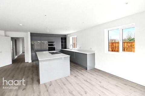 4 bedroom detached house for sale, Poors Lane, Daws Heath