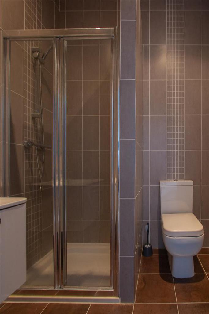 22 Churchill Way NEW-18.jpg
