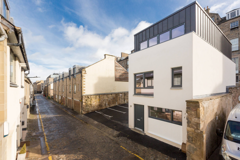 undefined, Dublin Street Lane South, Edinburgh EH1