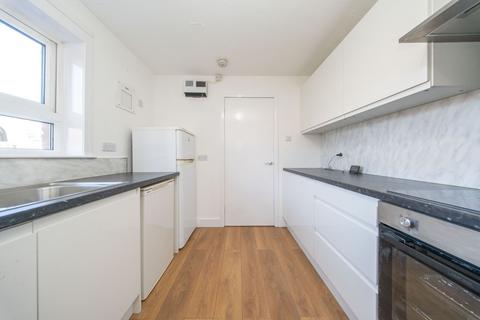 3 bedroom terraced house for sale, Heatherbank, Livingston EH54