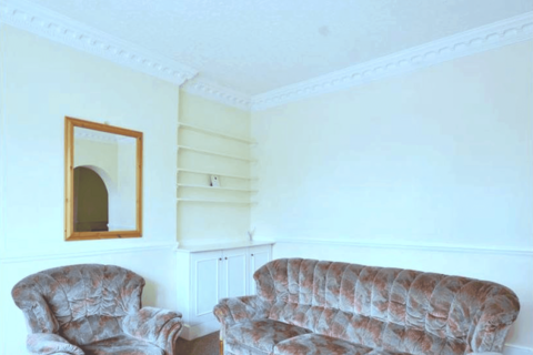 2 bedroom apartment to rent, Chichele Road, London, NW2