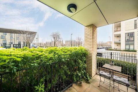 2 bedroom flat for sale, Bramah Road, London SW9