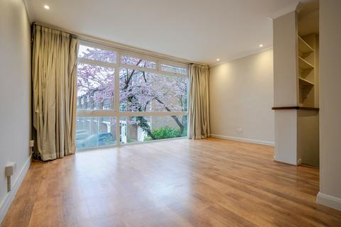 4 bedroom house to rent, Sunninghill Court, Sunninghill