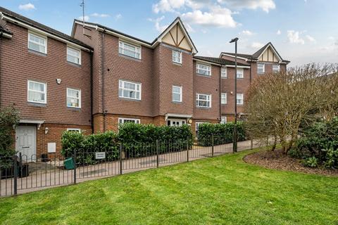 2 bedroom flat for sale, Parkland Mead, Bromley