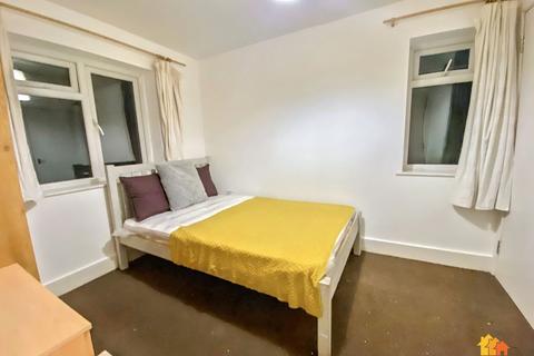 undefined, Hughenden Road, High Wycombe, HP13