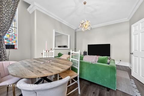 2 bedroom maisonette for sale, Burton Close, Thornton Heath