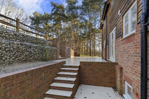 4 bedroom detached house for sale, Gomshall
