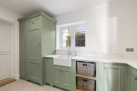 4 bedroom detached house for sale, Gomshall