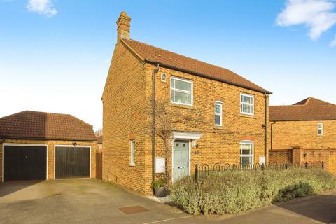 Spruce Road, Aylesbury