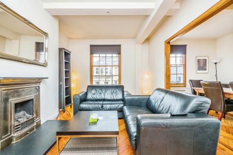 2 bedroom apartment for sale, Westgate Street, Cardiff