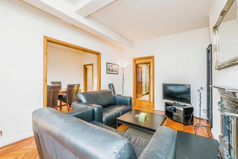 2 bedroom apartment for sale, Westgate Street, Cardiff