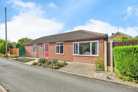 2 bedroom detached bungalow for sale, Strathaven Court, Derby DE21
