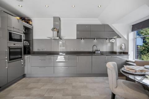 undefined, Wells Lane, Ascot, SL5