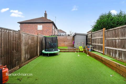 3 bedroom terraced house for sale, Malmstone Avenue, Merstham, Redhill