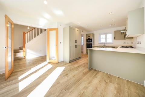 4 bedroom detached house for sale, Forbes Close, Telford
