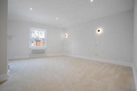 2 bedroom terraced house for sale, Upper Village Road, Sunninghill, SL5