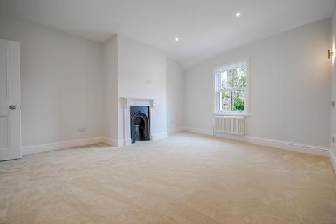 2 bedroom terraced house for sale, Upper Village Road, Sunninghill, SL5