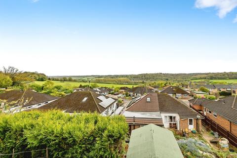 undefined, Chessmount Rise, Chesham