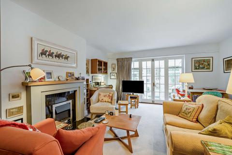 undefined, London Road, Cirencester, Gloucestershire, GL7