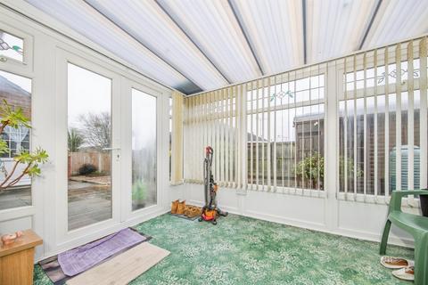 2 bedroom detached bungalow for sale, Bexley Avenue, Harwich