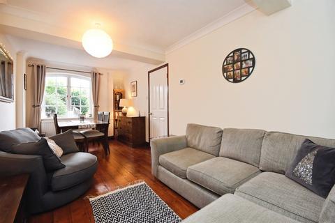 3 bedroom townhouse for sale, Barn View Road, Coggeshall, Colchester