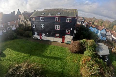 3 bedroom townhouse for sale, Barn View Road, Coggeshall, Colchester
