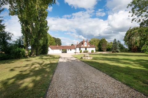 5 bedroom detached house for sale, Tewkesbury Road, Norton, Gloucester, Tewkesbury, GL2