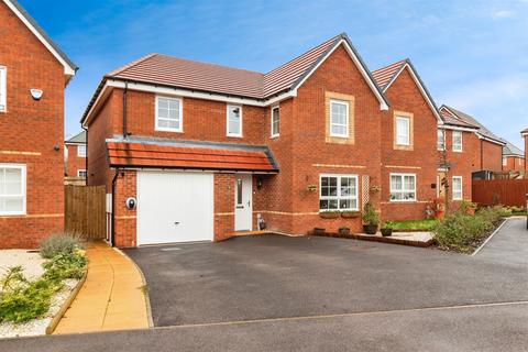 4 bedroom detached house for sale, Henbane View, Stafford