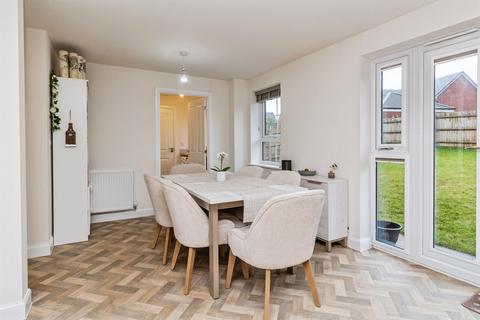 4 bedroom detached house for sale, Henbane View, Stafford