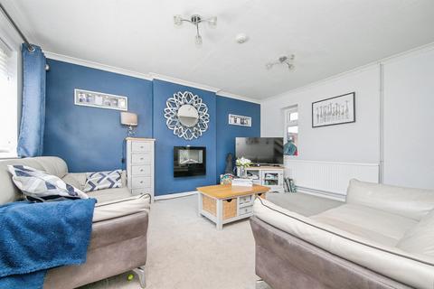 3 bedroom semi-detached house for sale, Moss Way, West Bergholt, Colchester