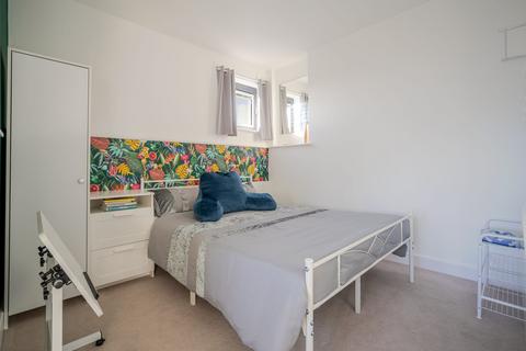 undefined, Sheet Street, Windsor