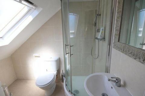 2 bedroom flat to rent, Roath, Cardiff, CF23