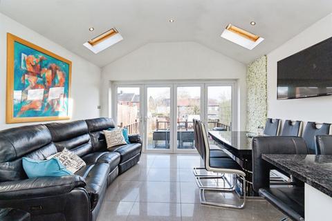 3 bedroom semi-detached house for sale, Sheridan Street, Stafford