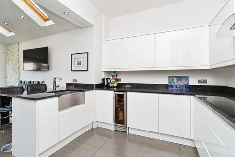 3 bedroom semi-detached house for sale, Sheridan Street, Stafford