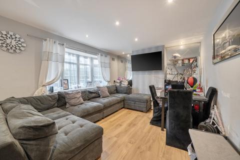 undefined, Cowgate Road, Greenford, UB6