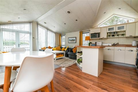 2 bedroom park home for sale, Shorefield, Shorefield Country Park, Downton, Hampshire, SO41