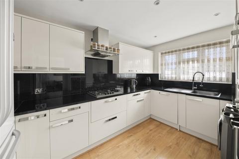 undefined, The Ridge, Twickenham TW2