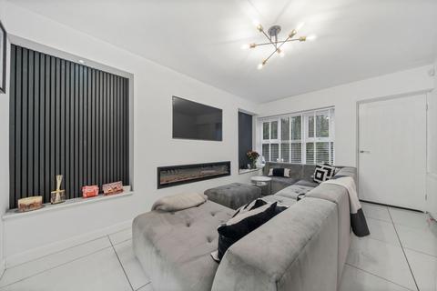 4 bedroom detached house for sale, Woodedge, Ashton-In-Makerfield, WN4